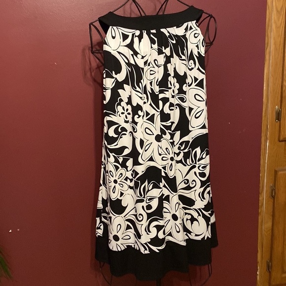 London time mini dress​​​​ - Picture 2 of 7